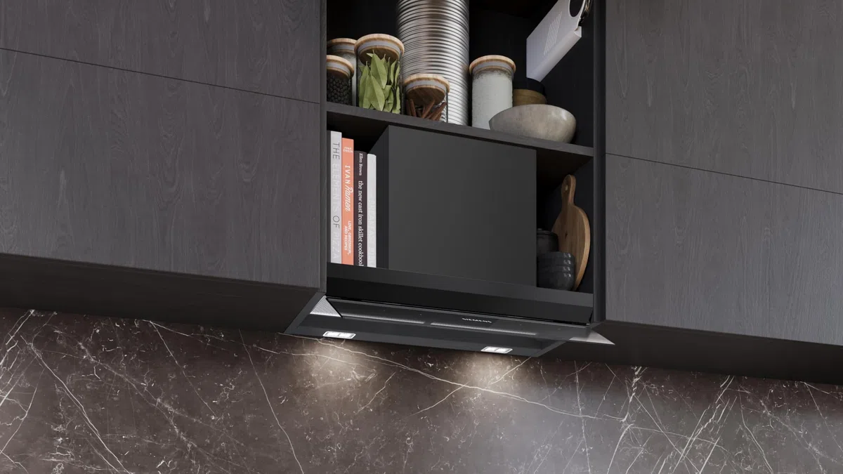iQ500, cappa di design integrato, 60 cm, vetro trasparente nero stampato, nero opaco, LJ67BDP60