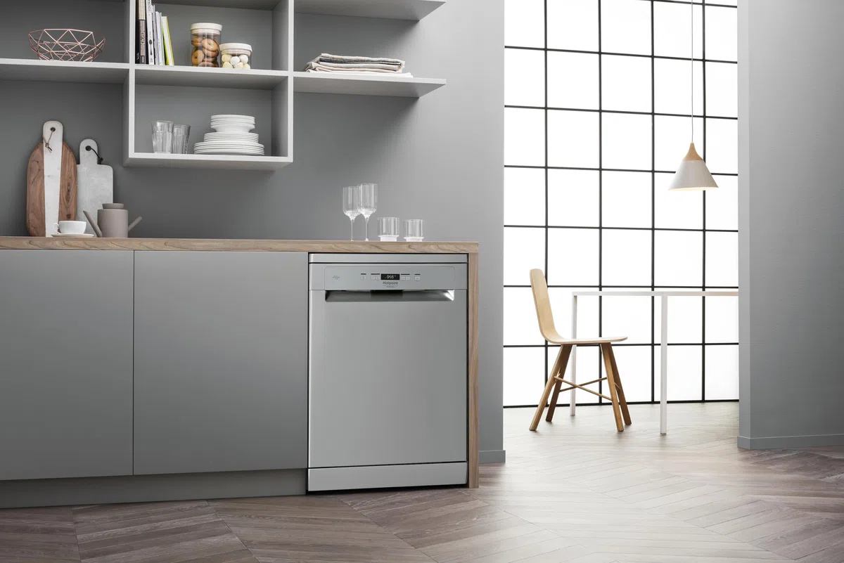 Hotpoint Ariston HA4FFC14BX Lavastoviglie Libera Installazione 14 Coperti Classe C ActiveDry Terzo Cesto Fisso 85 x 60 x 59 cm