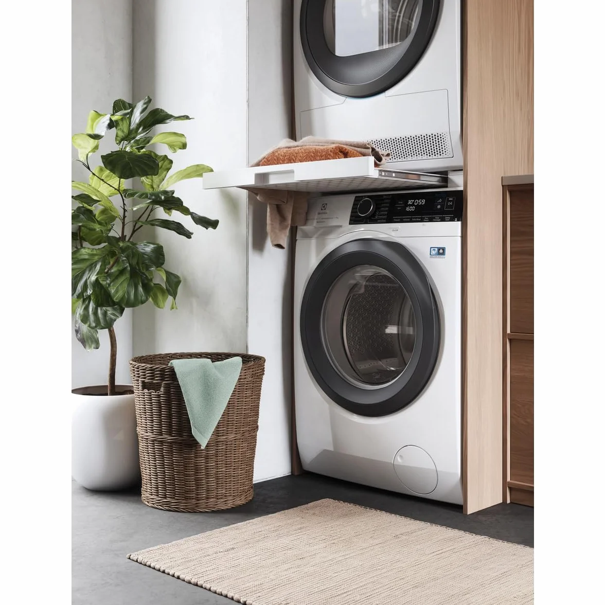 Electrolux Stacking kit E1WYHSK2, con piano estraibile da posizionare tra lavatrice e asciugatrice in colonna, compatibile con tutti i modelli Electrolux e AEG, Universale