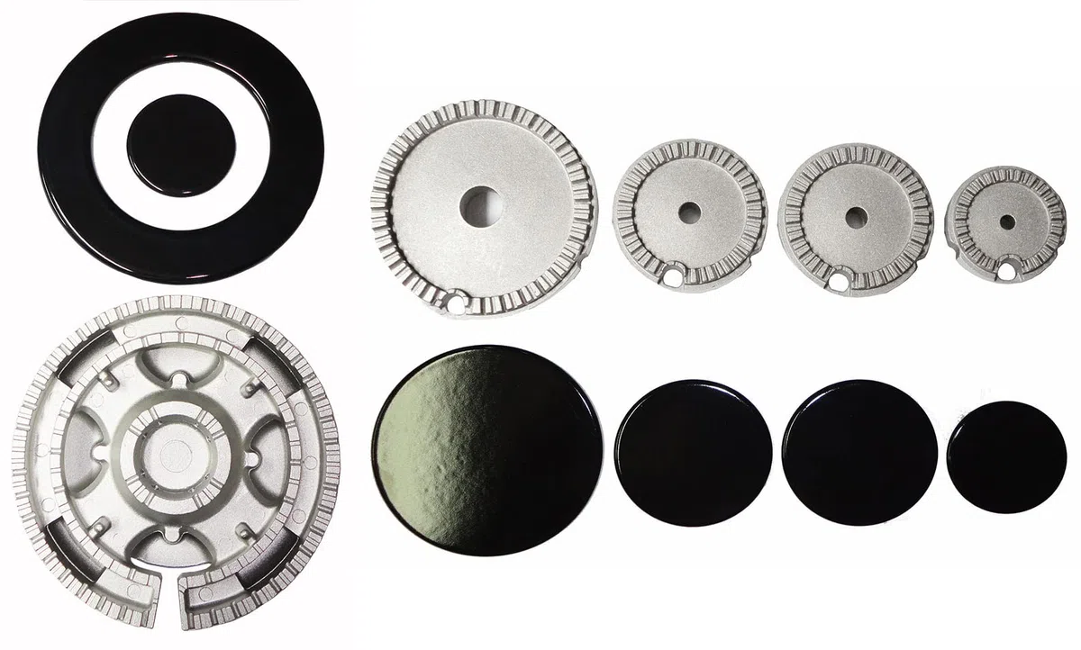 Electrolux Rex Aeg Zanussi - Kit 5 bruciatori completi di piattelli spartifiamma 4 fuochi + tripla corona per cucina piano cottura 5 fuochi - Made in Italy - EL01 - Prodotto originale