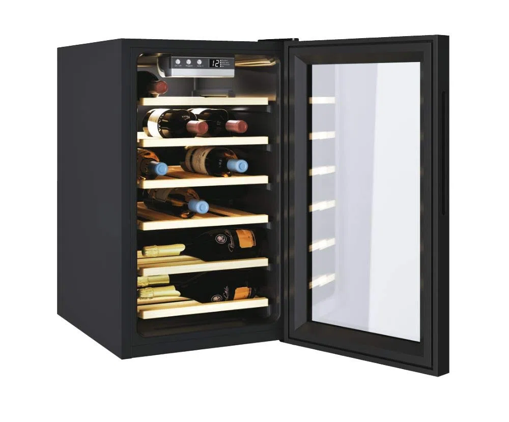 Candy DiVino CWC 021 ELSP/N Cantinetta Vino Refrigerata, 21 Bottiglie, App hOn con Tecnologia Vivino, Ripiani in Legno, Luce Led, Classe G, 40x55x70 cm, Nero