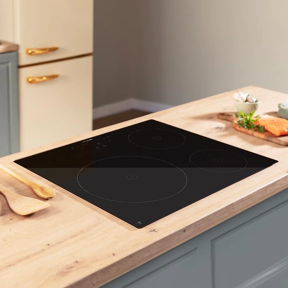 Cecotec Bolero Squad I 3200 Piastra a Induzione 3 Fuochi 7200 W 9 Livelli Booster Invisible Touch Blocco Bambini