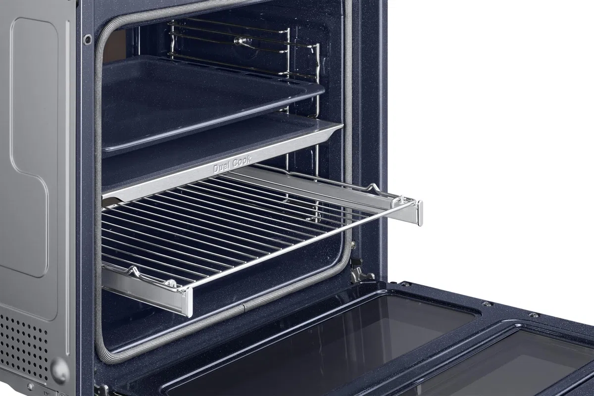 Forno Samsung ad incasso NV7B4540VBK 60 cm 76 l dual cook flex serie 4 doppia porta vapore grill wifi display led nero classe a+
