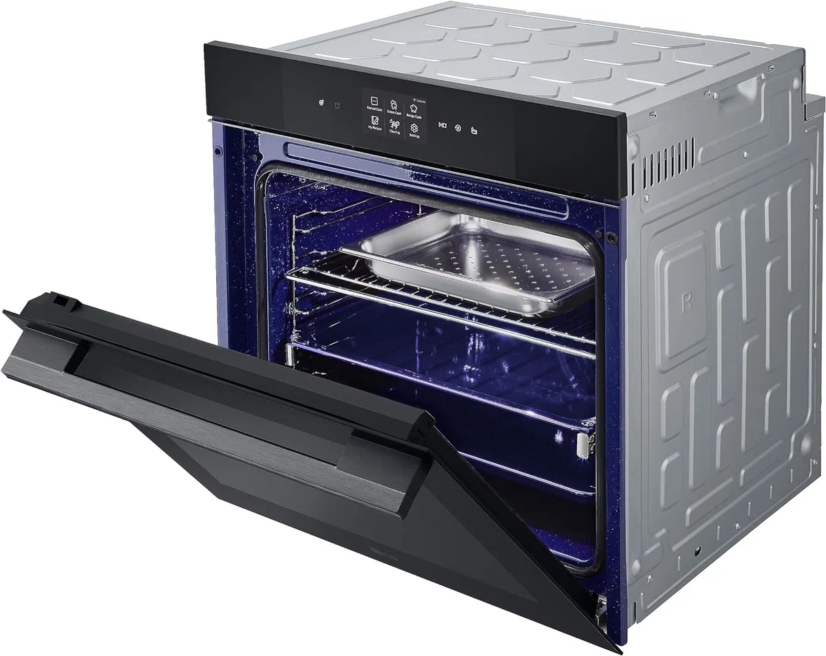 LG InstaView WSED7667M Forno da Incasso 100% Vapore, classe A++, 76L, 250°C, Display Touch 4,3", Air Fry, Sous Vide, Pizza, EasyClean, Wi-Fi, Cerniere Ammortizzate, Sonda Temperatura, Nero