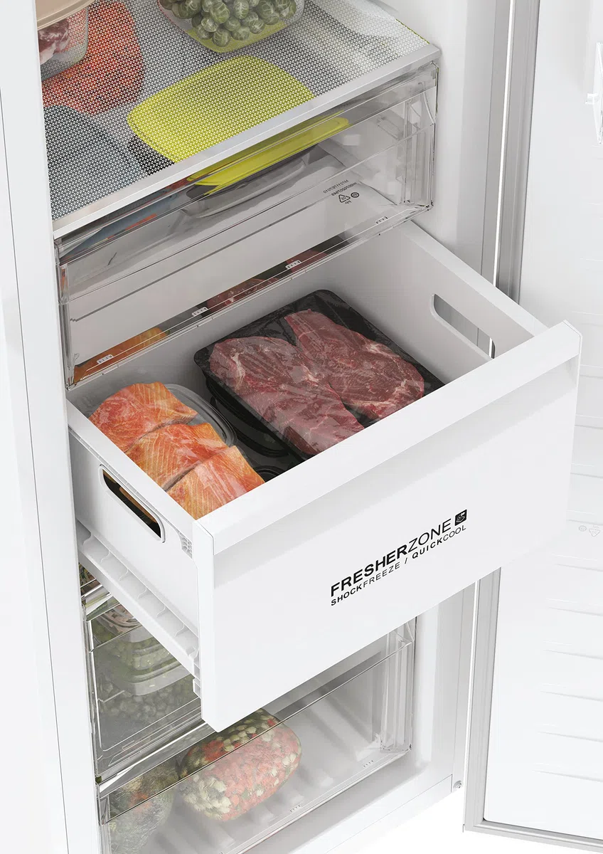 Haier Instaswitch Congelatore Verticale a Cassetti, 285 Litri, Monoporta, Connessione Wi-Fi e BLE, No Frost, con Luce LED, Classe E, Libera Installazione, 59,5 x 67,5 x 171 cm, Bianco - H3F285WEH1