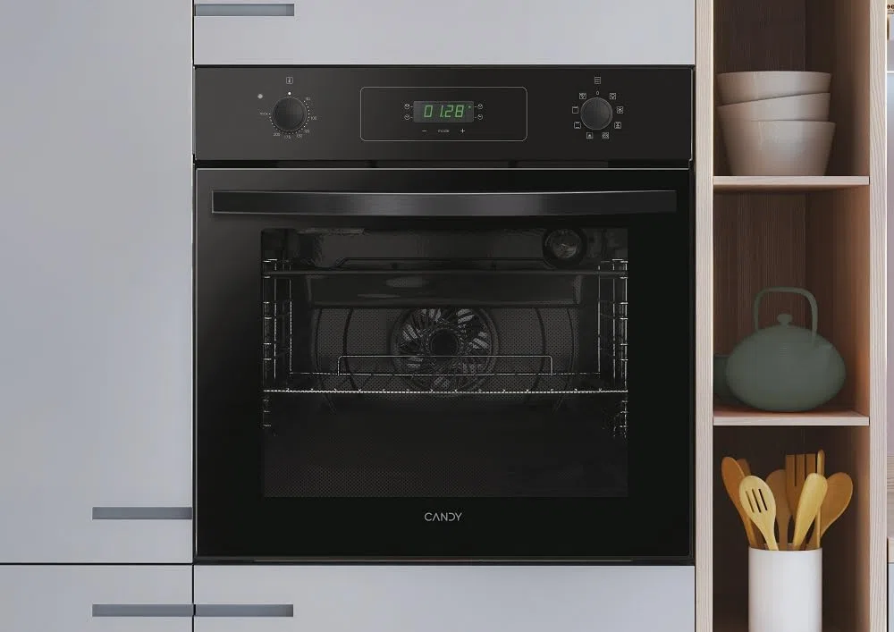 Candy Idea FIDCP N615 L, forno multifunzione, 65 l, 1 vassoio e 1 griglia, ventilatore radiale, pulizia acquattiva, convezione + ventilatore, 8 funzioni, comandi push&pull, porta doppia vetro, nero