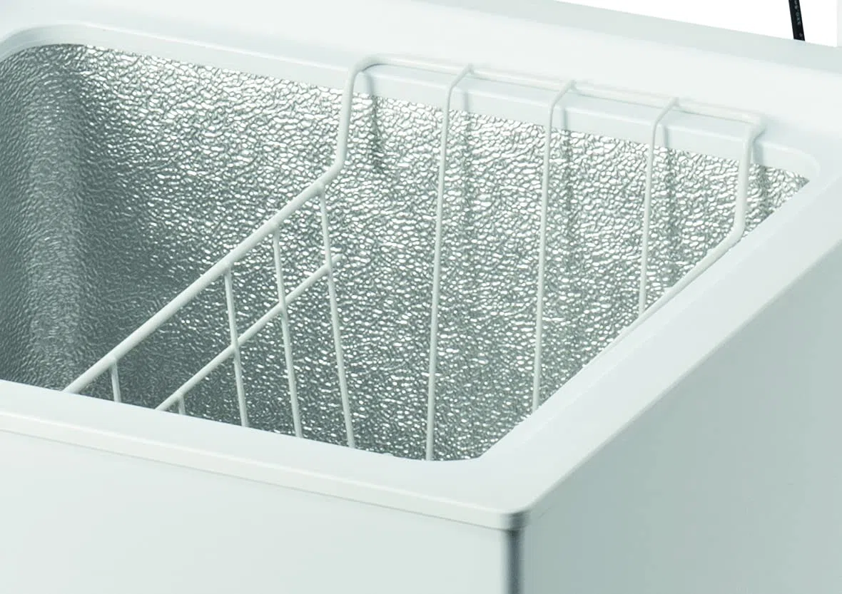 Indesit OS 2A 140 H - Congelatore A Pozzetto 131 Litri Classe Energetica E. Congelatore A Pozzetto Piccolo, Dimensioni: 86,5x57,3x64,2cm Ideale Per Famiglie Piccole.